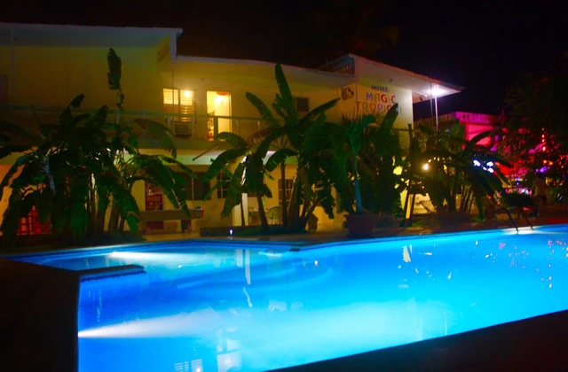 Hotel Magic Tropical Boca Chica Pool 3